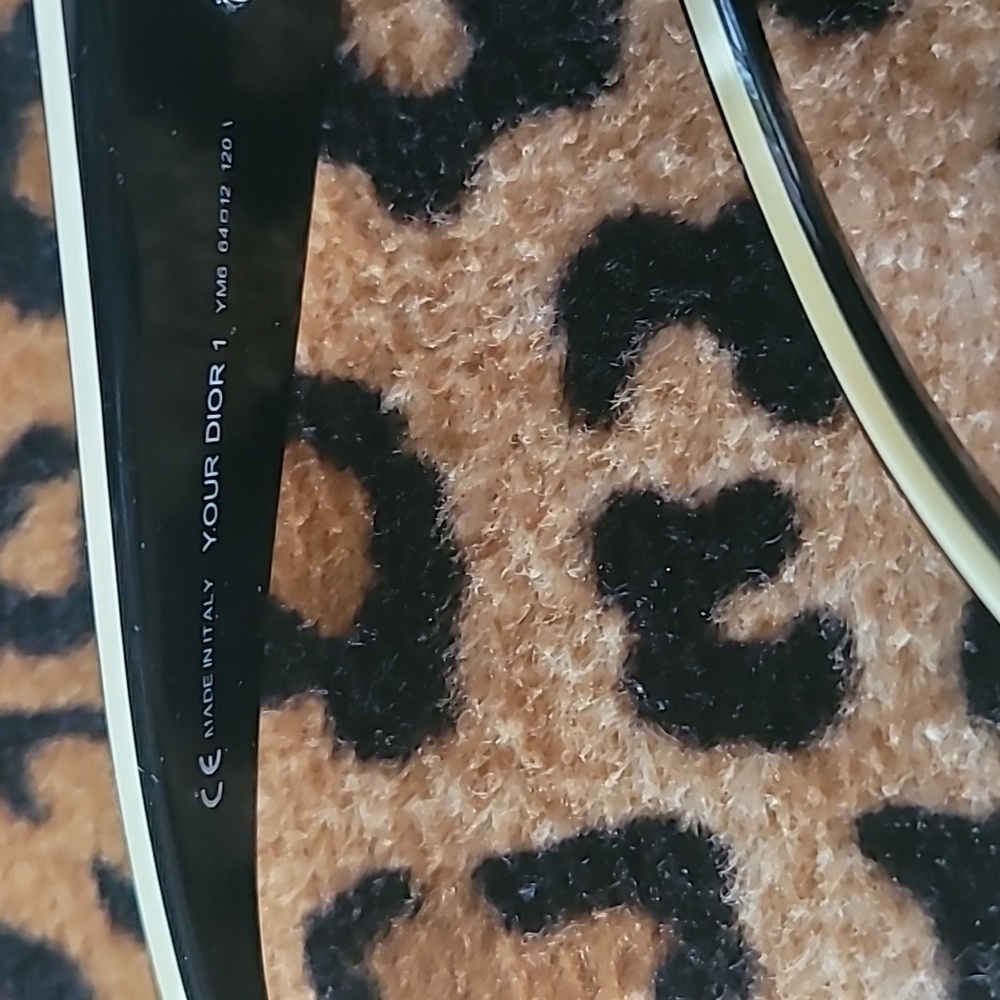 Dior Black Sunglasses Elegant Accessories - Picture 7 of 7